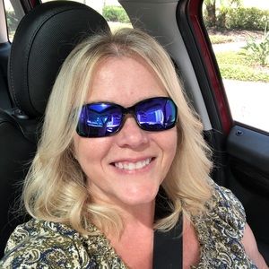 Meet your Posher, Helen